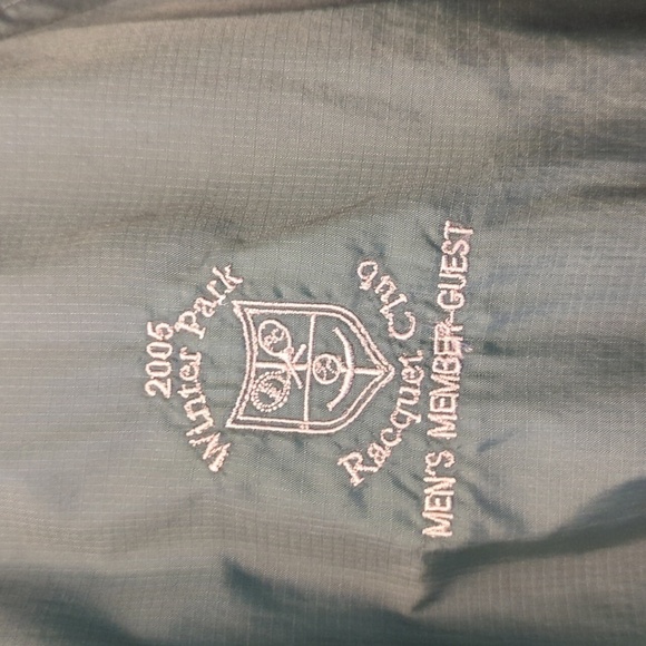 L.L. Bean Men's Olive Green Windbreaker w/Hood Size Large; with Embroidery - Picture 3 of 8